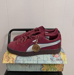 One Piece x Puma Suede Shanks Size 7.5  Limited Edition Sneakers